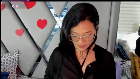 Snapshot of paula_daniela1 chatting on February 15, 10:10 pm Paula online show from February 15, 10:10 pm