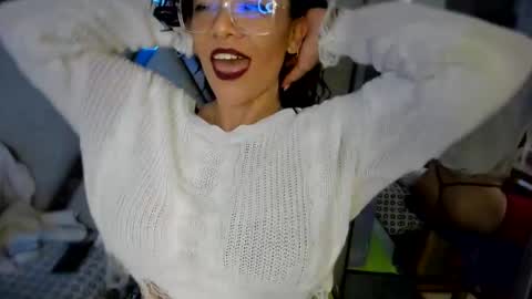 Snapshot of paula_daniela1 chatting on February 3, 8:57 pm Paula online show from February 3, 8:57 pm