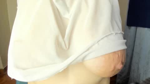 paula_ellie online show from November 27, 2:36 am