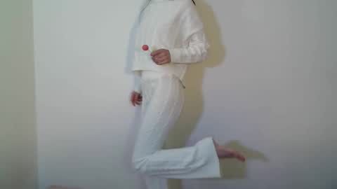 Snapshot of paulainblue chatting on October 30, 4:26 am online show from October 30, 4:26 am