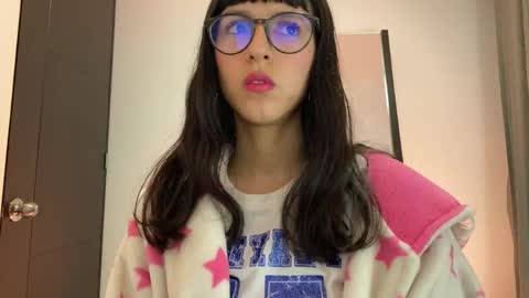   online show from May 20, 2:30 am