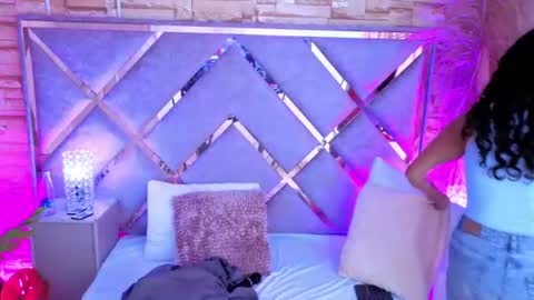 paulette_dupont_ online show from July 18, 2:15 am