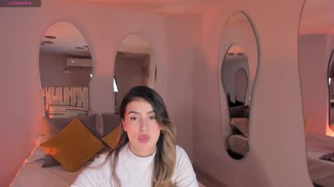 Paulina Santos  online show from September 10, 7:25 pm