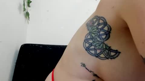 Paulinches online show from June 7, 1:34 am