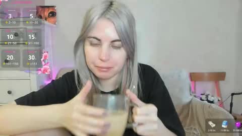 Allisses online show from April 12, 9:01 am