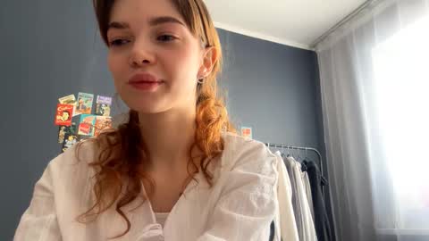 Lola online show from February 10, 9:12 am