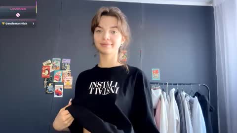 Lola online show from February 18, 11:09 am