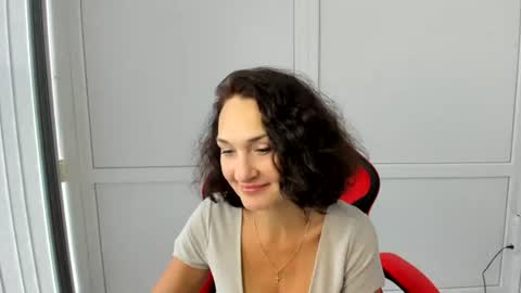 Christina online show from July 11, 12:05 pm
