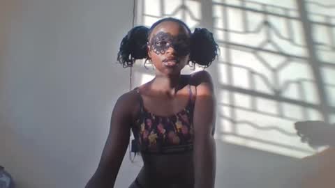 peachy_ebony online show from November 2, 2:31 pm
