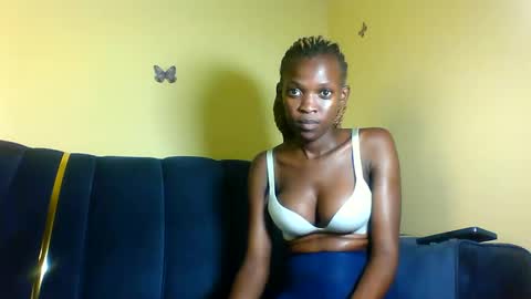 peachie online show from October 16, 6:10 pm