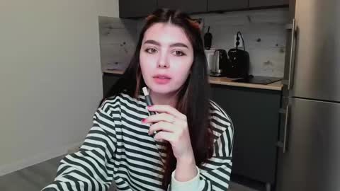 Peachy online show from February 18, 9:20 pm