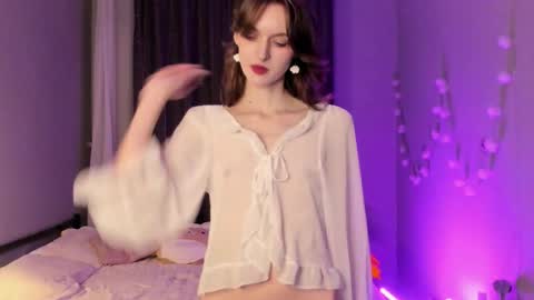 Snapshot of peachymaybe chatting on October 11, 1:54 am Peachy not a bb baby love or something Please call me Peachy online show from October 11, 1:54 am
