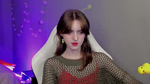 Snapshot of peachymaybe chatting on September 25, 2:54 am Peachy not a bb baby love or something Please call me Peachy online show from September 25, 2:54 am