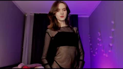Snapshot of peachymaybe chatting on September 10, 2:22 am Peachy not a bb baby love or something Please call me Peachy online show from September 10, 2:22 am