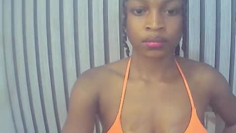 Lizzy online show from November 18, 1:56 pm