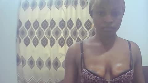 Lizzy online show from November 1, 2:32 pm