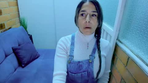 Penelope online show from March 5, 8:55 pm