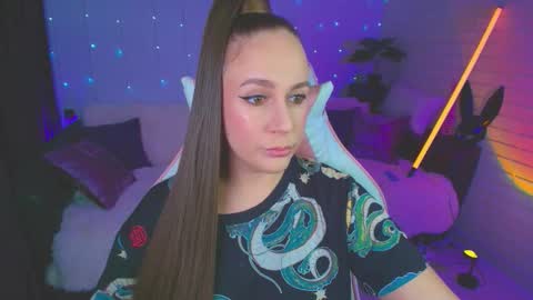 Snapshot of pepper_cat chatting on October 15, 9:28 pm Dia online show from October 15, 9:28 pm