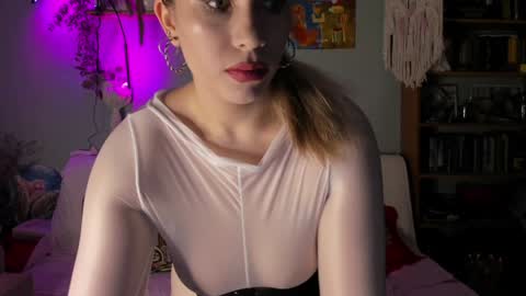 Olivia online show from January 30, 6:35 am