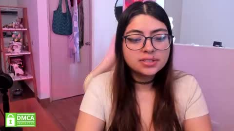 Sarah Ana Banana online show from July 6, 4:31 pm