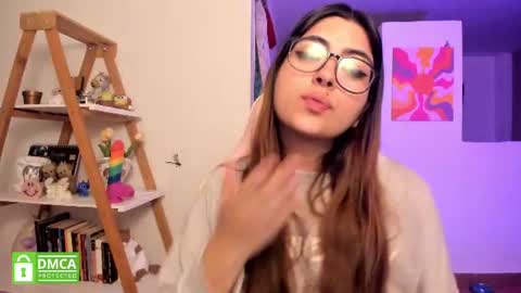 Sarah Ana Banana online show from June 11, 12:32 am