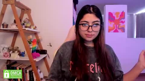 Sarah Ana Banana online show from June 12, 12:35 pm