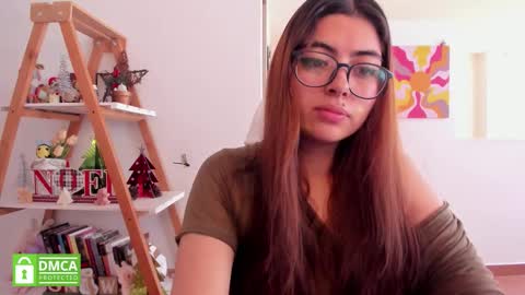 Sarah Ana Banana online show from December 15, 5:51 pm