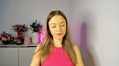 Cindy online show from December 20, 7:23 am