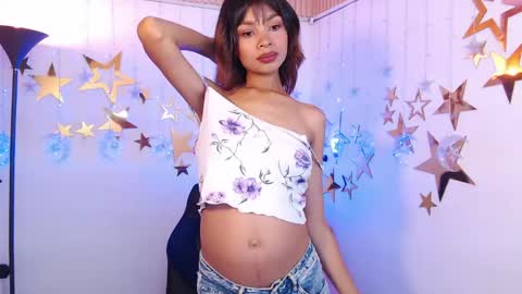 Perla online show from May 25, 9:36 pm