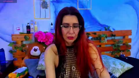 Snapshot of perlafranco chatting on March 6, 3:45 pm Perla Franco online show from March 6, 3:45 pm