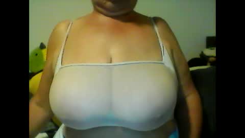 Snapshot of perlita070822 chatting on February 7, 4:59 am perlita070822 online show from February 7, 4:59 am