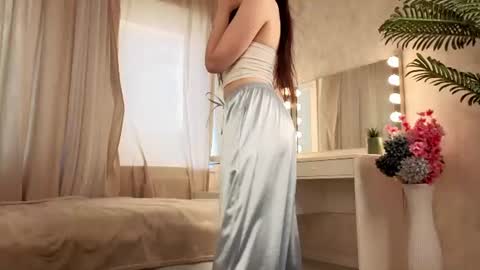 Jennifer online show from August 1, 3:25 pm