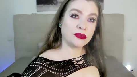 Peters Emily online show from February 6, 12:04 pm