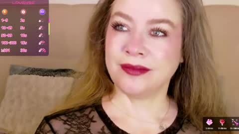 Peters Emily online show from May 30, 11:11 pm