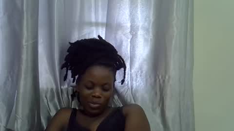 petite_melan online show from November 3, 7:56 am