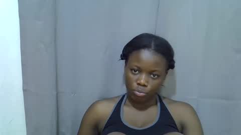 petite_melan online show from September 23, 6:17 pm