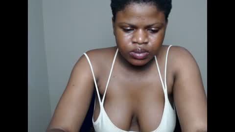 Call Me KiKi online show from July 25, 2:18 am