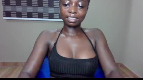 petitexxebony online show from May 30, 8:05 pm