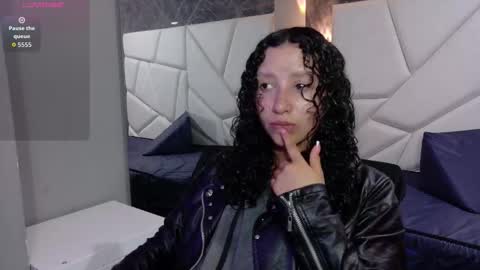 Moon  online show from December 4, 11:56 am