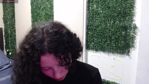 Moon  online show from November 12, 6:06 pm