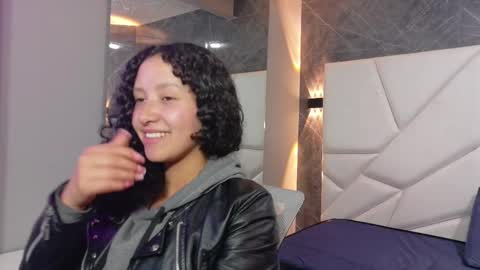 Moon  online show from November 23, 1:13 pm