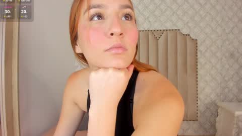 Snapshot of pia_johnson_ chatting on February 18, 11:00 am online show from February 18, 11:00 am