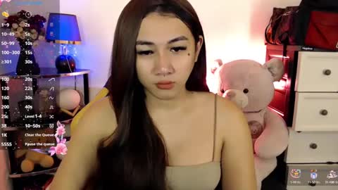 Pia online show from February 14, 10:17 am