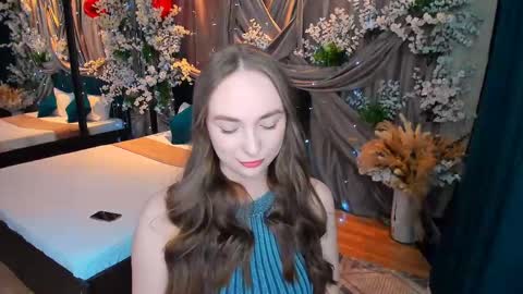 Emelie online show from February 24, 4:58 pm