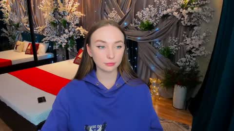 Emelie online show from January 29, 6:07 pm