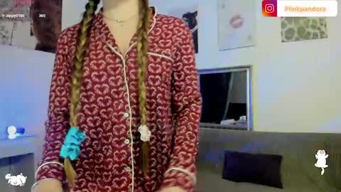 PiinkPandora online show from March 14, 11:28 pm