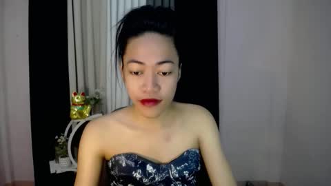 pinay_bella69 online show from October 12, 8:17 am