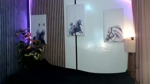 pinay_shenna_ online show from April 8, 1:52 am