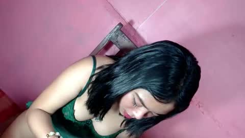 pinay_shinexxx online show from June 8, 1:39 am