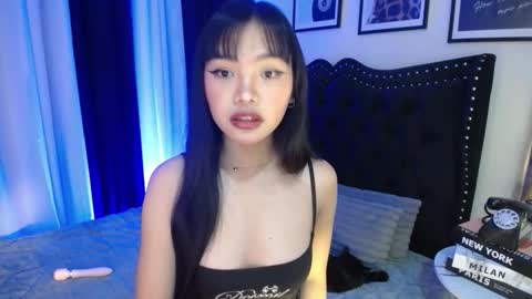 dee online show from December 1, 7:27 pm